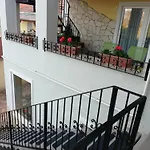 Aal Vendeghaz *