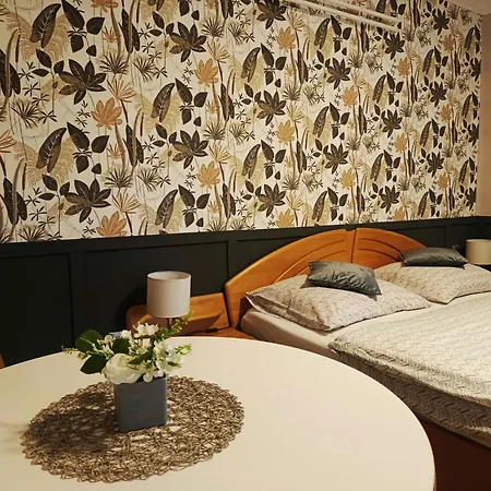 Aal Vendeghaz Apartment *